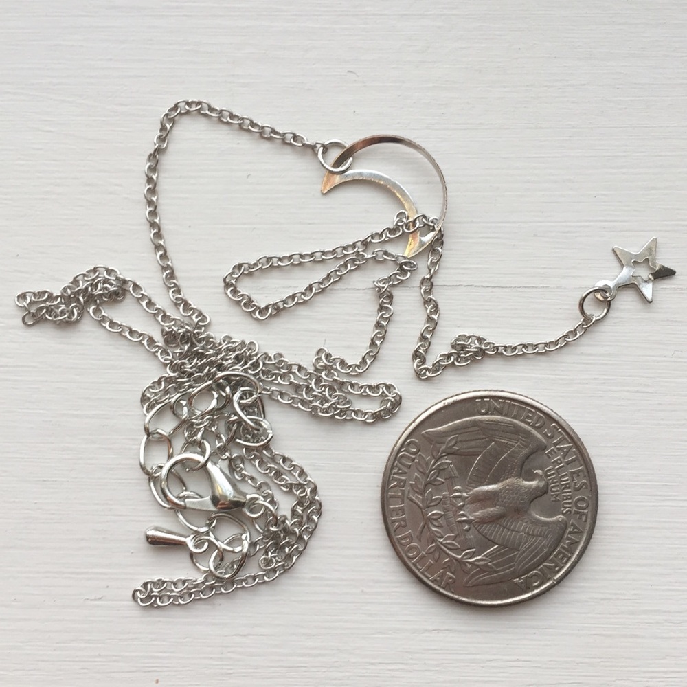 🔴5/$15🔴CLEARANCE Silver Moon Dainty Choker NEW - Picture 4 of 12
